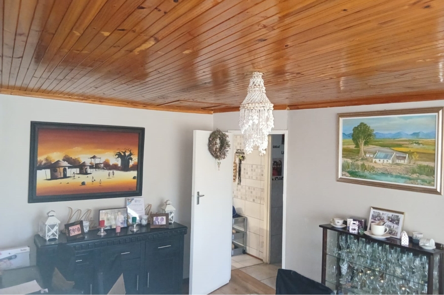 4 Bedroom Property for Sale in Hillcrest Western Cape